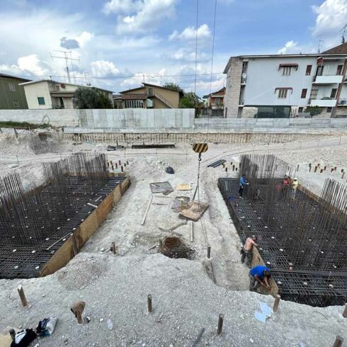 Costruzione residenza per disabili a Villafranca - posa ferro armatura fondazioni